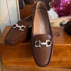 Ferragamo Brown Leather Driving Loafers with Silver Buckle NWOT